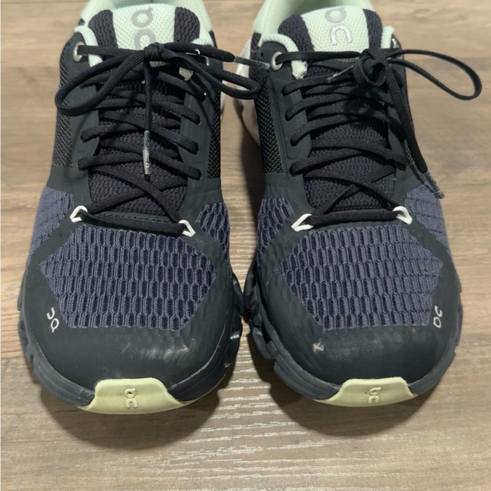 On Cloud Cloudflyer 2.0 Women’s Running Shoes Black, White, Green Size 7.5